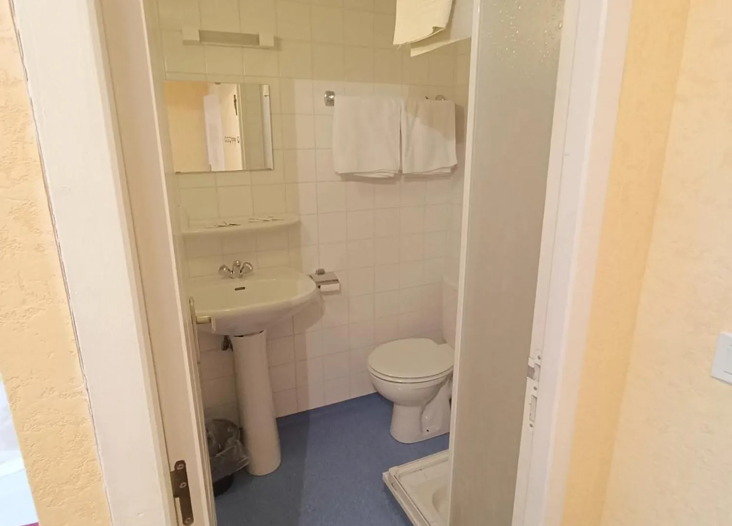 Guest house Chambre Chez Marie Et Didier 1 Minute A Pied Du Sanctuaire De Lourdes
