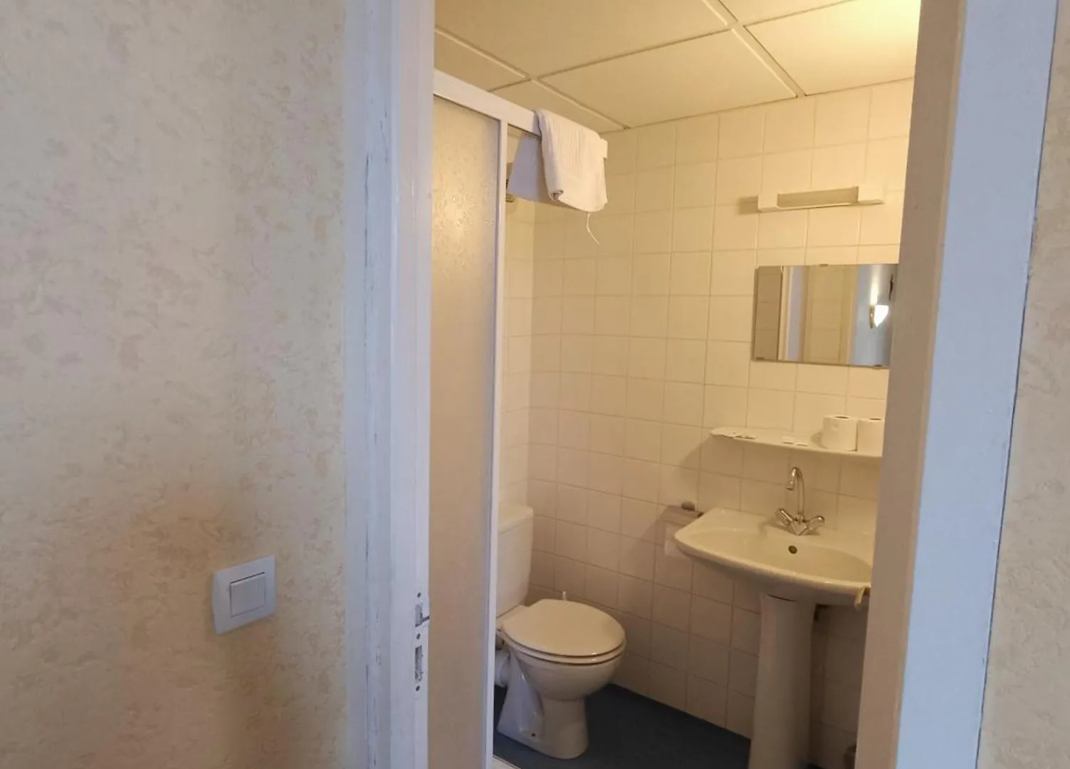 Chambre Chez Marie Et Didier 1 Minute A Pied Du Sanctuaire De Lourdes 0*,  France